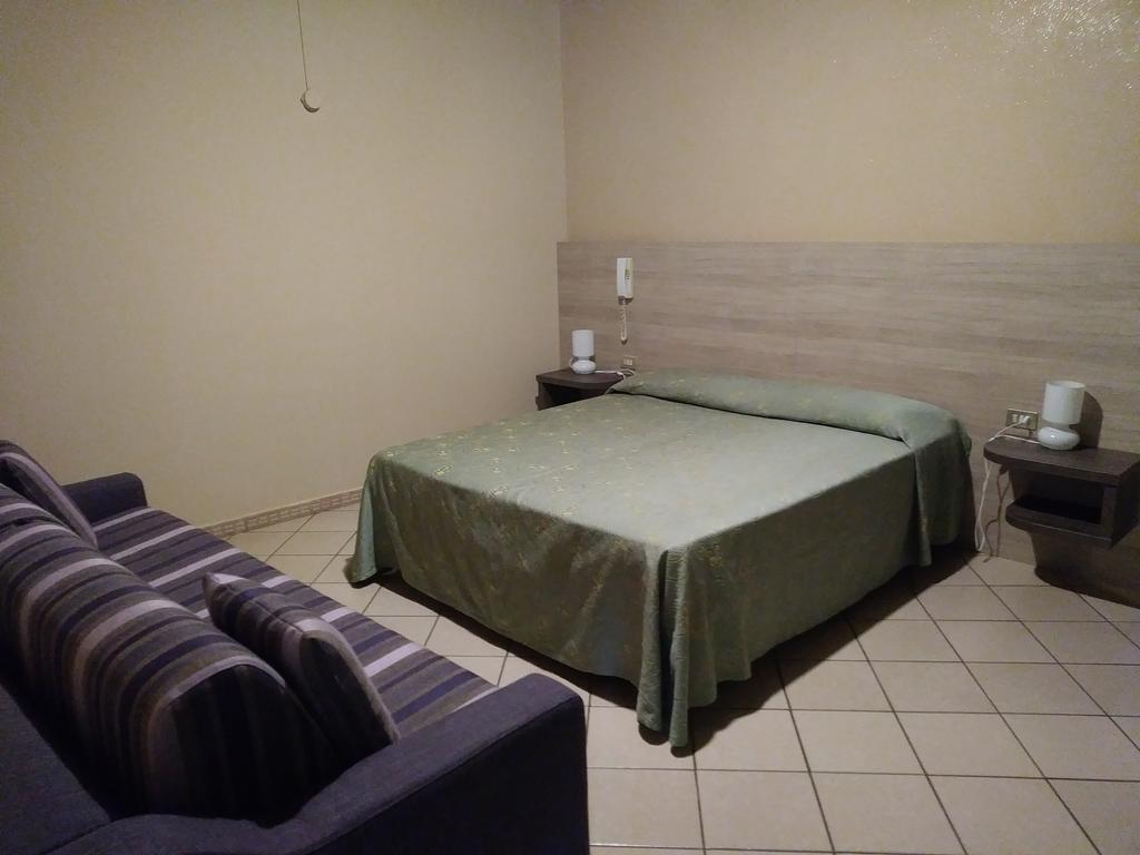 Agriturismo Corte Gaia Castiglione Delle Stiviere Eksteriør bilde